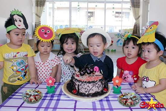 Những bữa tiệc sinh nhật tuổi thơ